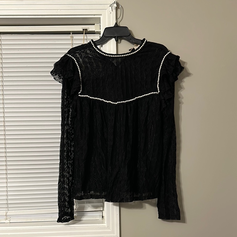 Easel Black Long Sleeve Pleated Blouse